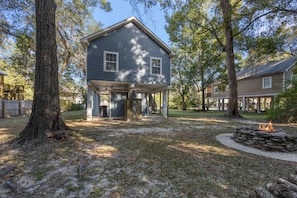 Exterior - Beautiful 3 bedroom home close to FSU/FAMU/Airport-SLEEPS 12 (Tallahassee)