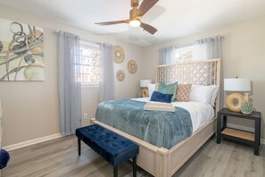 2 bedrooms, desk, free WiFi, bed sheets