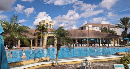 Vista Cay 102 | Steps from Universal's Epic Universe & Convention Center | No Stairs, Fast Wi-Fi!