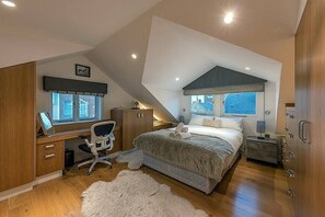 5 chambres, fer et planche à repasser, Wi-Fi, literie fournie