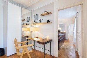 Interior - Ischia - 1 chambre à South Pigalle (Paris)