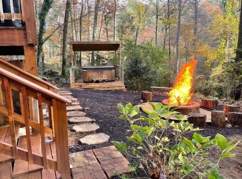 Cozy Cabin - Hot Tub! 1 Mile From Downtown Helen