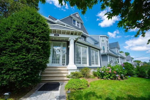 The Victorian Blue 25min to NYC