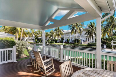 UPDATED Villa- Coral Lagoon 3bed 2.5 bath Luxury Home