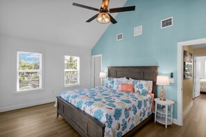 3 bedrooms, iron/ironing board, travel crib, WiFi