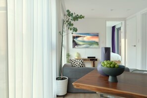 Apartamento | 3 quartos, roupas de cama premium, edredons de pluma