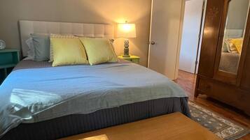 2 slaapkamers, een kluis op de kamer, gratis wifi, beddengoed