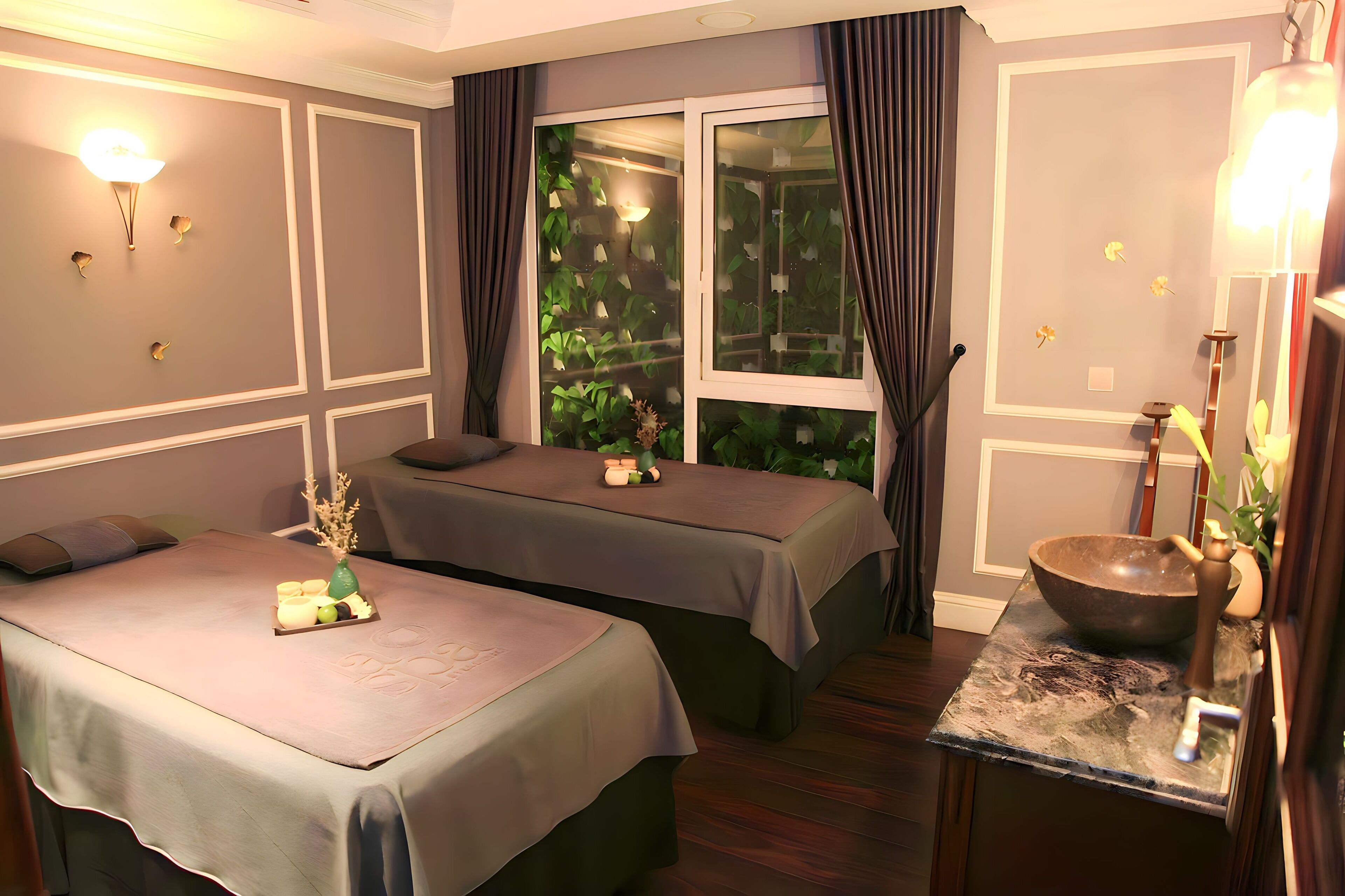 Sauna, hot tub, steam room, body treatments, mud baths