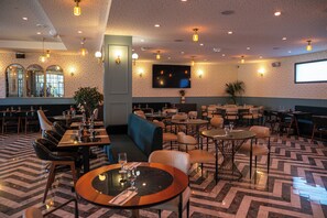 Restaurant - Hôtel Séquoias (Ruy-Montceau)