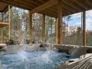 Bain à remous extérieur