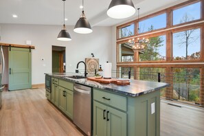 Fridge, microwave, oven, stovetop - Higher Ground ~ Modern Cabin w/ Heated Indoor Pool ~ Hot Tub ~ Fire Pit (Ellijay)