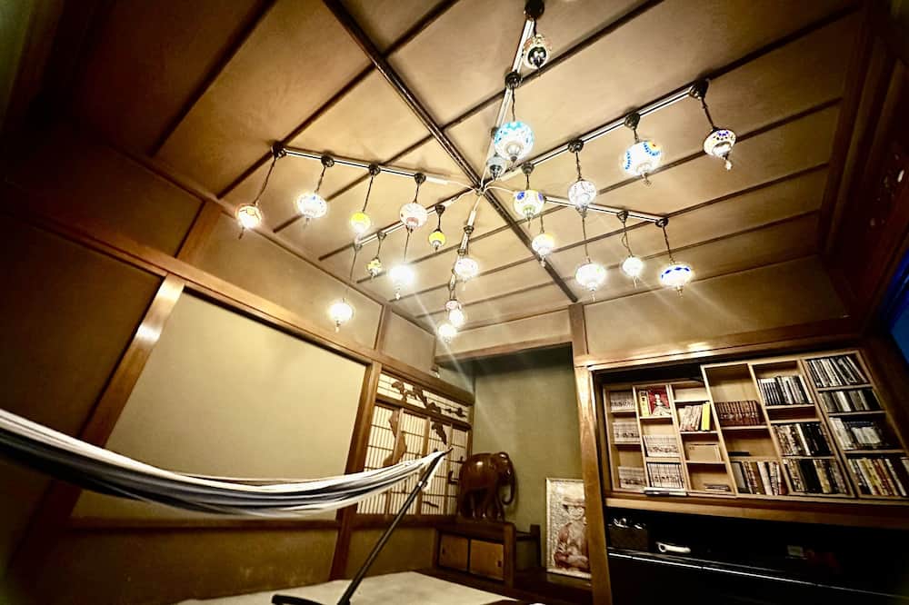 Hotel1800
