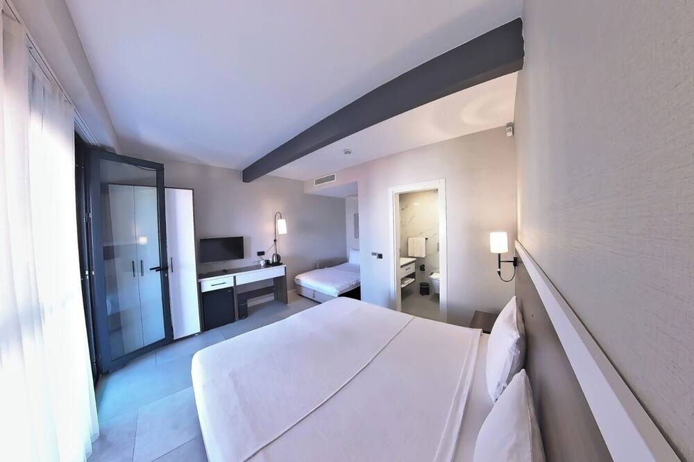 Lulubay Rooms & Suites