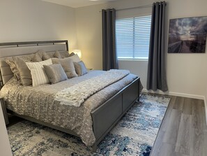 2 habitaciones, tabla de planchar con plancha y wifi gratis