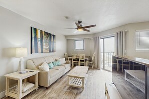 Tv, bordfodbold, bordtennisbord