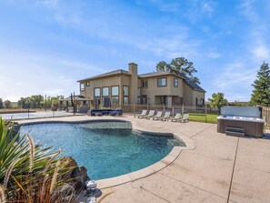 Pool - Luxury 4 Acre Estate - Pickleball, Pool, Game Room (Lodi)