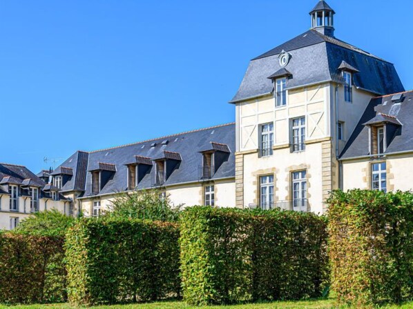 Exterior - Château De Kergonano, by Interhome (Baden)