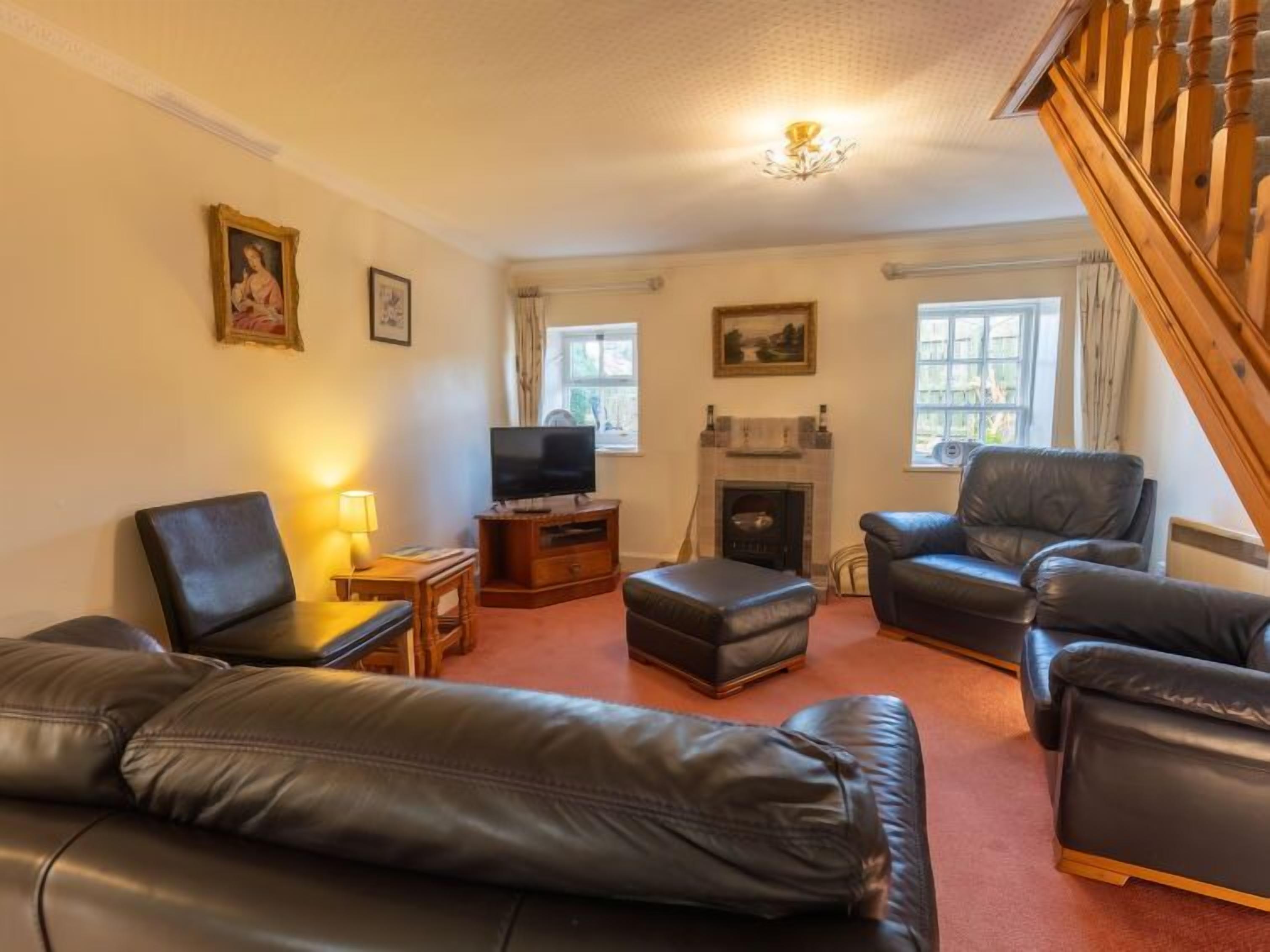 Old Lodge By Interhome - Inverness