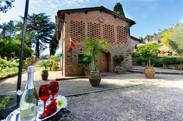 Exterior - Villa Il Borghetto - Uzzano ,Tuscany (Uzzano)