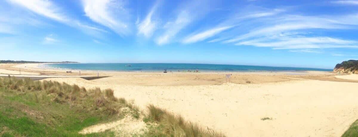 Vlak bij het strand