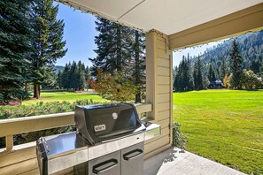 Exterior detail - Kahler Mountain Club (Leavenworth)