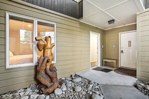 Exterior detail - Kahler Mountain Club (Leavenworth)
