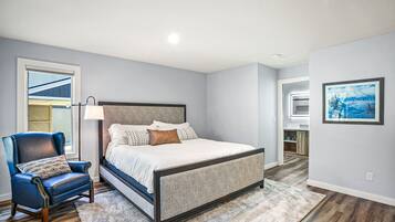 2 bedrooms, laptop workspace, WiFi (free), individually furnished