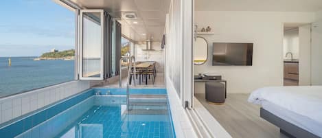Basic Room, 2 Bedrooms (B201(Ocean View / Private BBQ / Pool))