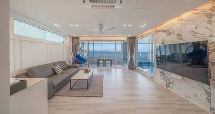 Pohang Etoile Poolvilla