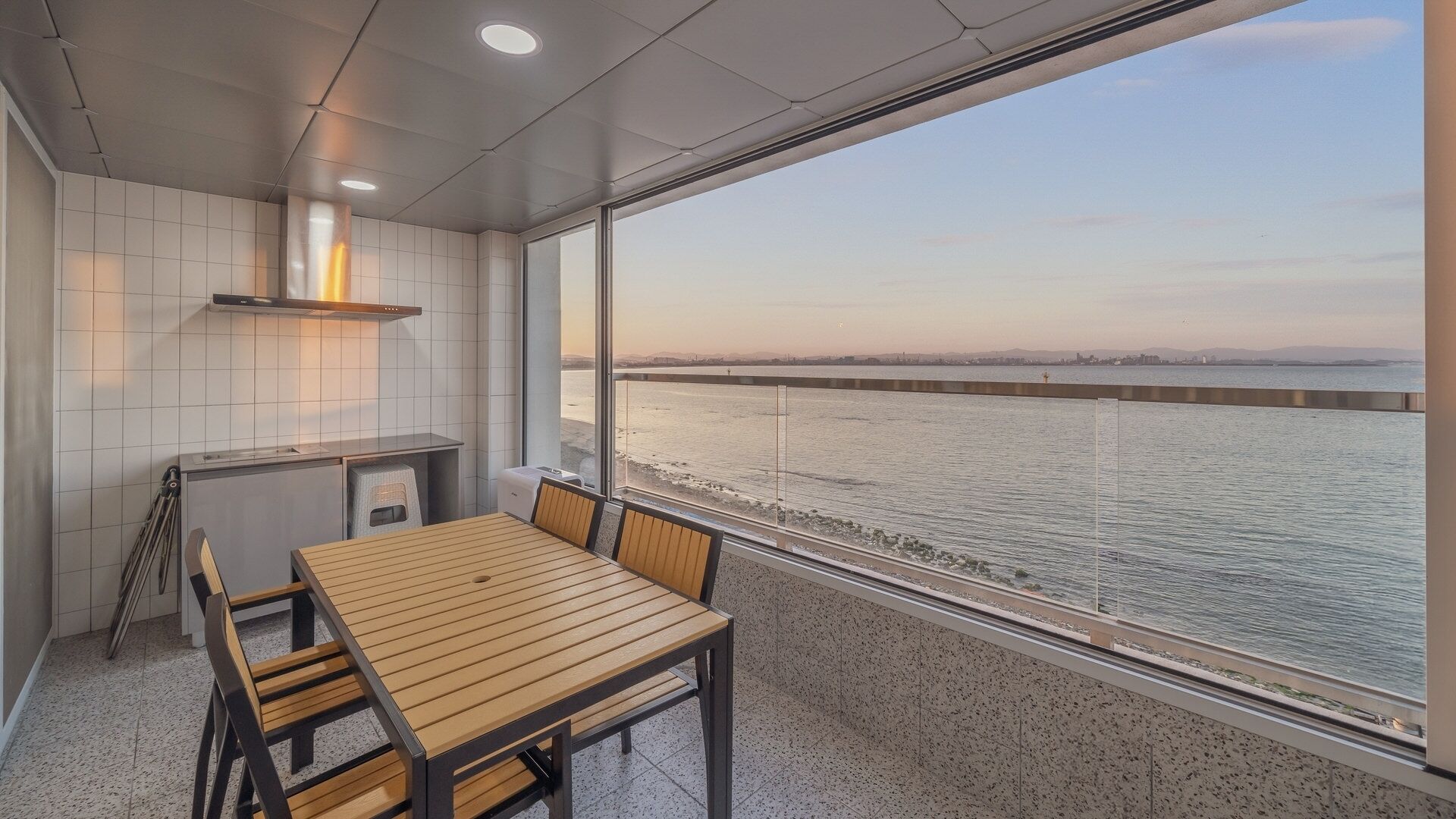 Basic-Zimmer, 1 Schlafzimmer (A301(Ocean View / Private BBQ / Pool)) | 1 Schlafzimmer, kostenloses WLAN