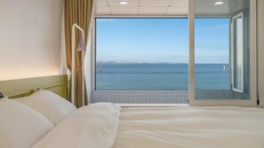 Rom – basic, 2 soverom (B301(Ocean View / Private BBQ / Pool)) | 1 soverom og wi-fi (inkludert)