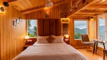 5 Schlafzimmer, Bügeleisen/Bügelbrett, Reisekinderbett, WLAN