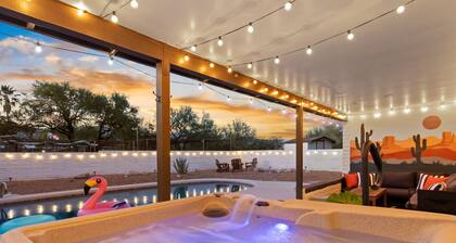 Private Oasis w/Pool, Hot Tub, Fire Pit, Garage, Near Mnt Lemmon & Saguaro