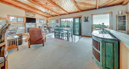 Cloudcroft Cabin w/ View ~ 4 Mi to Ski Cloudcroft!