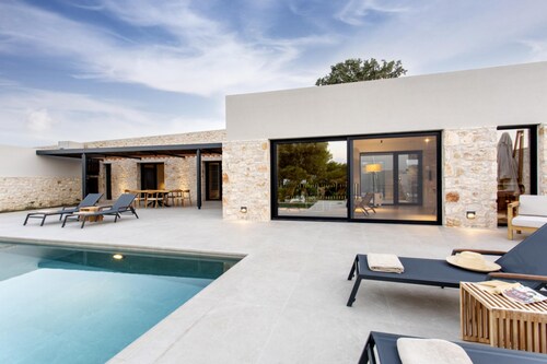 Villa Dafni - Theros Estate 4- 2B