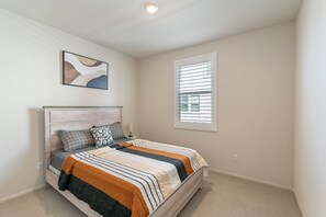 3 bedrooms, WiFi, bed sheets