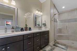 Haartrockner, Handtücher