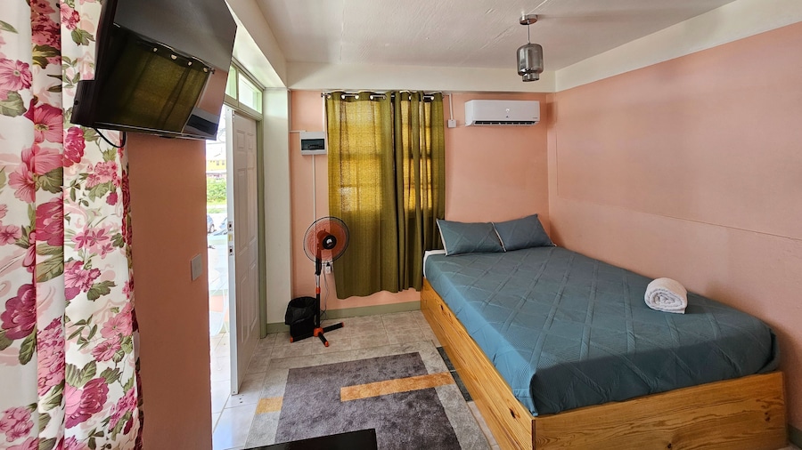 C & M Suites Your Haven in the City