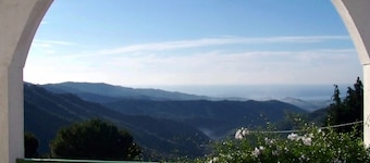 Apartment mit Toller Terasse und Herrlichem Meerblick
