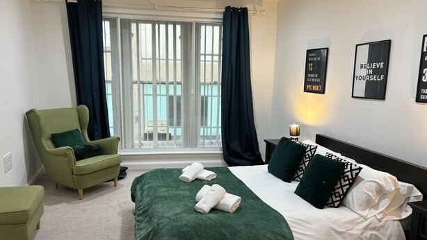 Apartment, 1 Queen Bed with Sofa bed | 1 bedroom, iron/ironing board, WiFi (free), bed sheets - Apartment in the Heart of Cardiff City Centre (Cardiff)