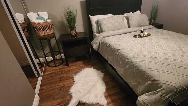 Singola Elite, 1 letto queen | Ferro/asse da stiro, Wi-Fi gratuito, lenzuola