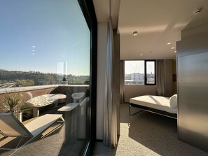 Suite | Premium bedding, minibar, in-room safe, desk