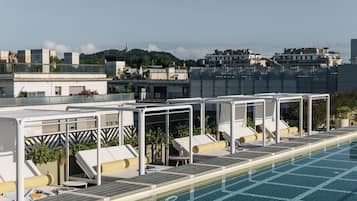 Piscine extérieure (ouverte en saison)