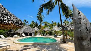 Honeymoon Double Room | Premium bedding, individually decorated, individually furnished