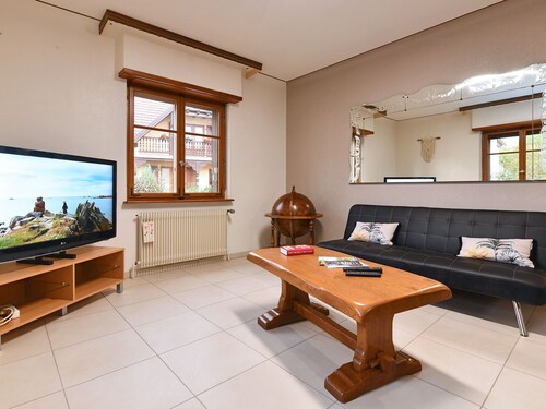 Charming Home Between Colmar and Mulhouse, Near Wine Route and Europa-Park, Sleeps 6