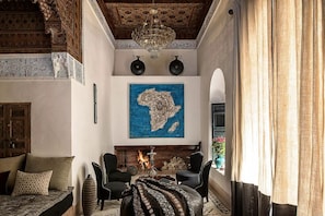 Interior - Très Beau Riad au Coeur de la Médina de Marrakech - Piscine - Services (Marrakech)