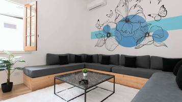 Televisión, oficina