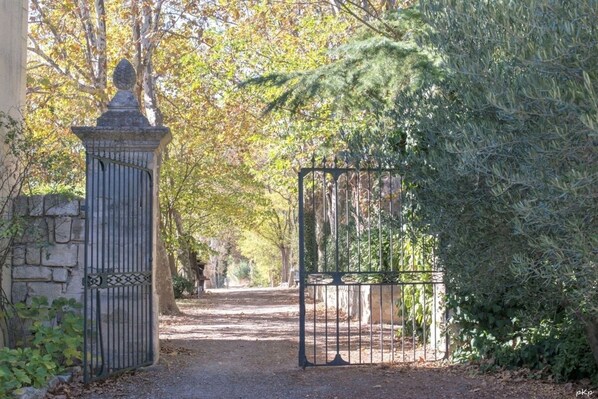 Overnatningsstedets område