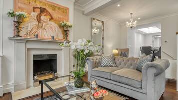 Smart TV, fireplace, offices