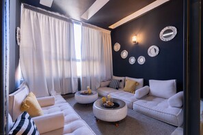 Living area - La terrasse d'Audrey- Maarif daily rental (casablanca)